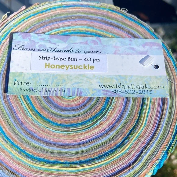 FABRIC ISLAND BATIK Strip-tease Bun FABRIC 40 pcs Honeysuckle NWT - Picture 4 of 9